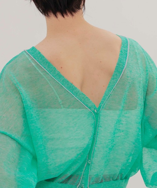 DRESSLAVE(ドレスレイブ)の「ALLONGE 2way pull cardigan(アロンジェ 2ウェイプルオーバーカーディガン)(カーディガン/ボレロ・レディース・グリーン/ベージュ/ネイビー・38)」の16枚目の写真