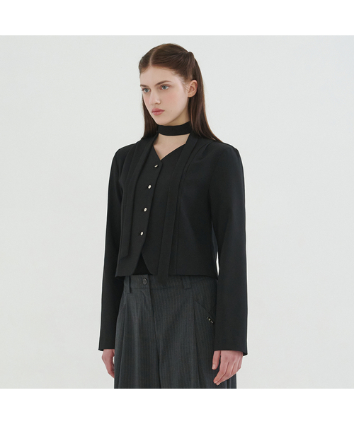 MICANE(ミケーネ)の「グレンピンタックタイブラウス(シャツ/ブラウス・レディース・ブラック/ベージュ・SMALL/MEDIUM/LARGE/X-LARGE)」の2枚目の写真