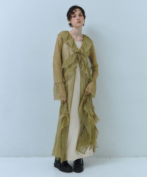ANDRESD（アンドレスド）の「ラッフルレースガウンレイヤードドレス / ruffle lace gown layered  dress（ドレス・レディース・ブルー/マスタード/アイボリー/ブラック・M/S/L）」の7枚目の写真