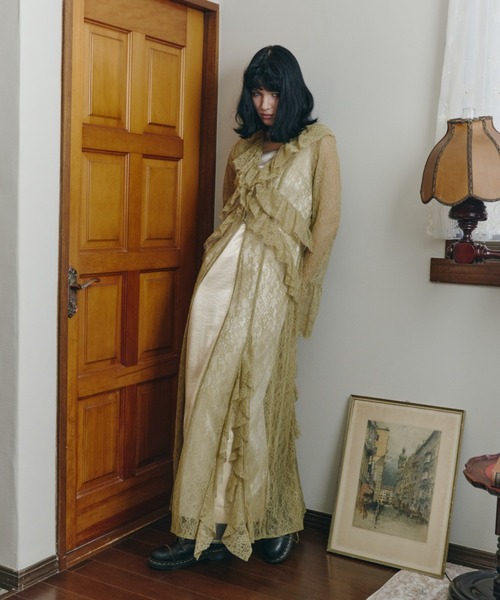 ラッフルレースガウンレイヤードドレス / ruffle lace gown layered