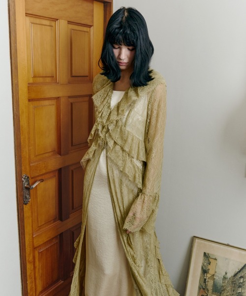 ANDRESD（アンドレスド）の「ラッフルレースガウンレイヤードドレス / ruffle lace gown layered  dress（ドレス・レディース・ブルー/マスタード/アイボリー/ブラック・M/S/L）」の19枚目の写真