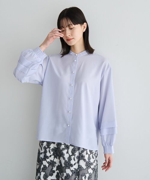 YECCA VECCA（イェッカヴェッカ）の「2way裾アレンジパール釦ブラウス（シャツ/ブラウス・レディース・サックスブルー/ドット/ストライプ/ネイビー/オフホワイト・FREE）」の3枚目の写真