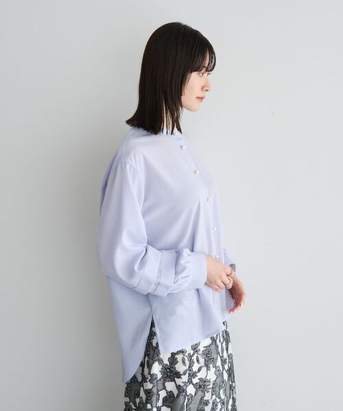 YECCA VECCA（イェッカヴェッカ）の「2way裾アレンジパール釦ブラウス（シャツ/ブラウス・レディース・サックスブルー/ドット/ストライプ/ネイビー/オフホワイト・FREE）」の10枚目の写真