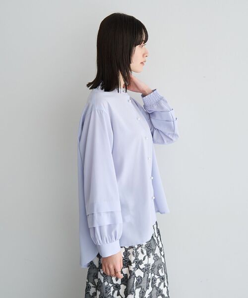 YECCA VECCA（イェッカヴェッカ）の「2way裾アレンジパール釦ブラウス（シャツ/ブラウス・レディース・サックスブルー/ドット/ストライプ/ネイビー/オフホワイト・FREE）」の11枚目の写真