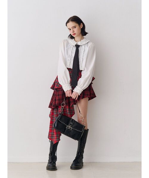 jouetie（ジュエティ）の「アシメヘムチェックフリルスカート（スカート・レディース・ブラック/レッド・MEDIUM）」の4枚目の写真