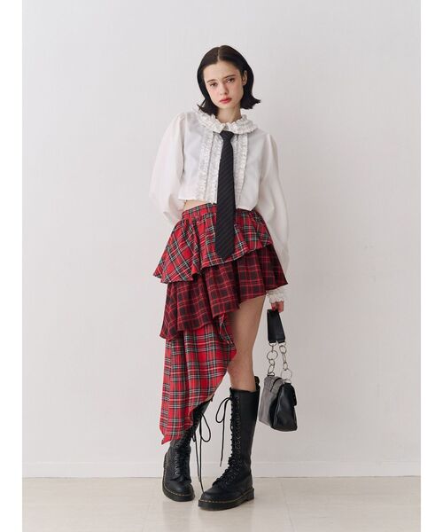 jouetie（ジュエティ）の「アシメヘムチェックフリルスカート（スカート・レディース・ブラック/レッド・MEDIUM）」の5枚目の写真