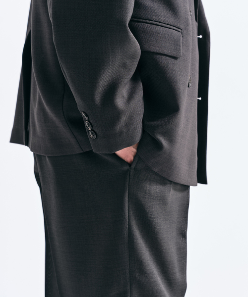 417 EDIFICE（フォーワンセブンエディフィス）の「【EVALET / エバレット】メッシュ 2タックパンツ "セットアップ着用可能"（スラックス・メンズ・グレー/チャコールグレー/ベージュ・LARGE/MEDIUM/SMALL）」の15枚目の写真