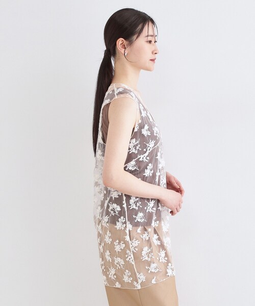 OPAQUE.CLIP（オペークドットクリップ）の「シアー刺繍チュニックブラウス【洗濯機OK】（シャツ/ブラウス・レディース・アイボリー/ブラック・00）」の10枚目の写真