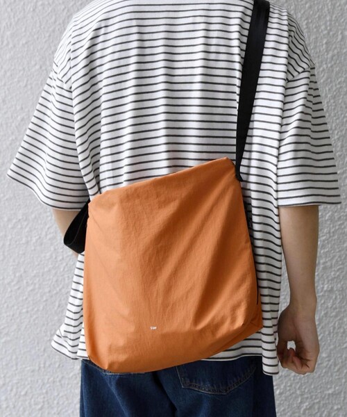Filer(フィレール)の「Filer:〈撥水加工/軽量〉SIWA ミニ ショルダーバッグ OG-018◇(ショルダーバッグ・メンズ・オレンジ/ブルー/ブラック/グレー・ONE SIZE)」の1枚目の写真