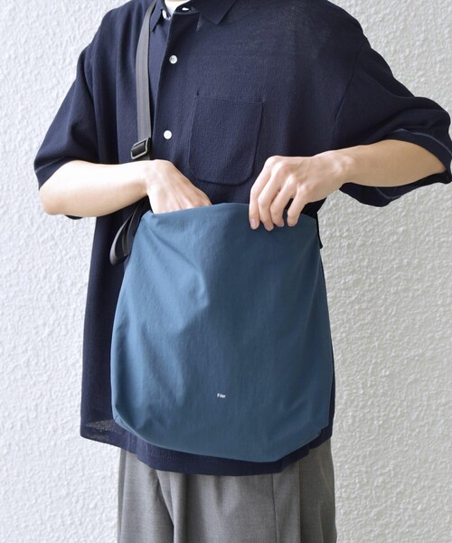 Filer(フィレール)の「Filer:〈撥水加工/軽量〉SIWA ミニ ショルダーバッグ OG-018◇(ショルダーバッグ・メンズ・オレンジ/ブルー/ブラック/グレー・ONE SIZE)」の4枚目の写真