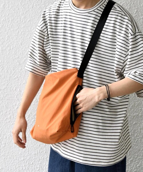 Filer(フィレール)の「Filer:〈撥水加工/軽量〉SIWA ミニ ショルダーバッグ OG-018◇(ショルダーバッグ・メンズ・オレンジ/ブルー/ブラック/グレー・ONE SIZE)」の17枚目の写真