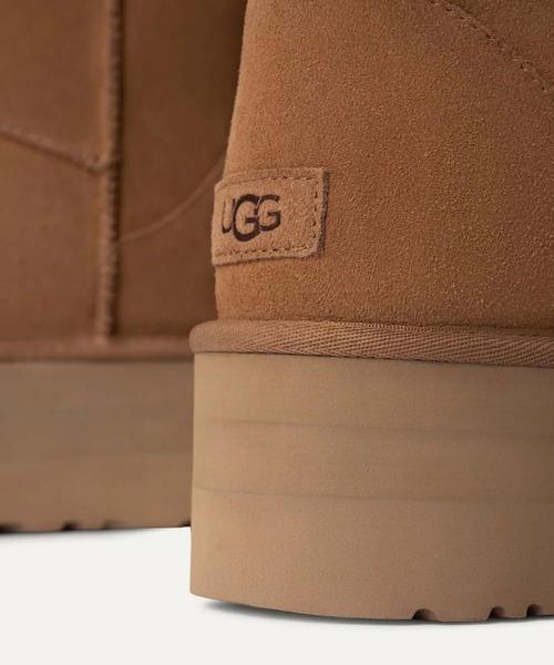 UGG(アグ)の「アグ【UGG】- ウィメンズ ブーツ【WMNS CLASSIC MINI PLATFORM CHE 1134991】(ブーツ・レディース・キャメル・24.0cm/23.0cm)」の3枚目の写真