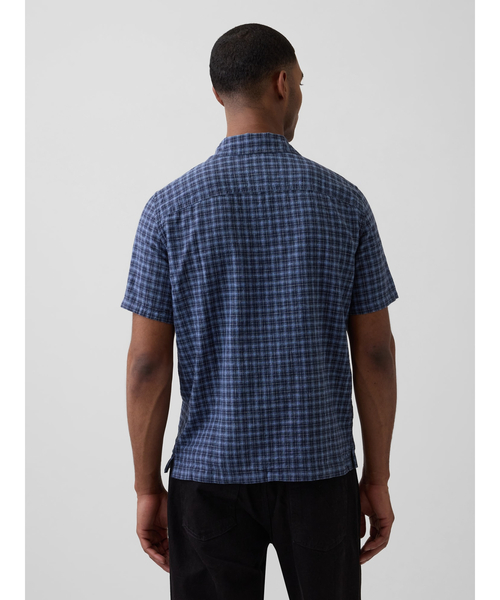 GAP(ギャップ)の「スタンダードフィット リネンブレンドバケーションシャツ(シャツ/ブラウス・メンズ・ブルー/オフホワイト・M/L/XS/XL/S)」の6枚目の写真