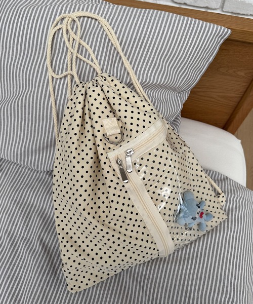 kutir（クティール）の「kutirlune／ドットナップサック（バックパック/リュック・レディース・ライトベージュ/ライトグリーン・FREE）」の3枚目の写真