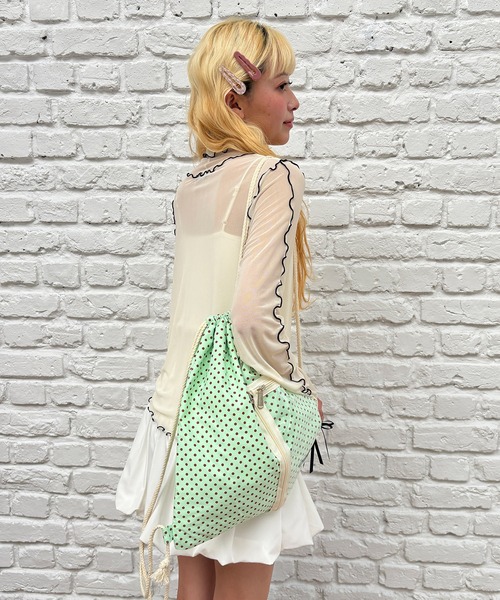 kutir（クティール）の「kutirlune／ドットナップサック（バックパック/リュック・レディース・ライトベージュ/ライトグリーン・FREE）」の10枚目の写真