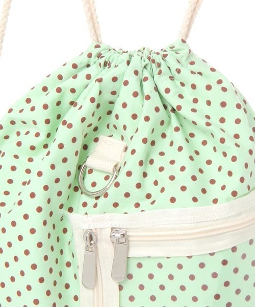 kutir（クティール）の「kutirlune／ドットナップサック（バックパック/リュック・レディース・ライトベージュ/ライトグリーン・FREE）」の16枚目の写真