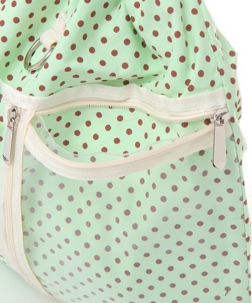 kutir（クティール）の「kutirlune／ドットナップサック（バックパック/リュック・レディース・ライトベージュ/ライトグリーン・FREE）」の17枚目の写真