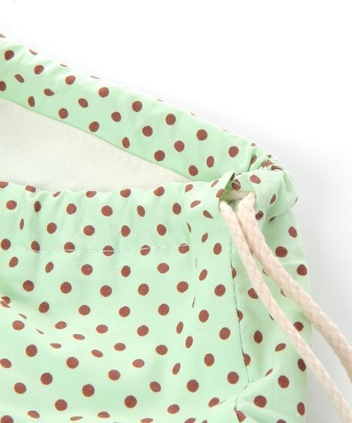 kutir（クティール）の「kutirlune／ドットナップサック（バックパック/リュック・レディース・ライトベージュ/ライトグリーン・FREE）」の21枚目の写真