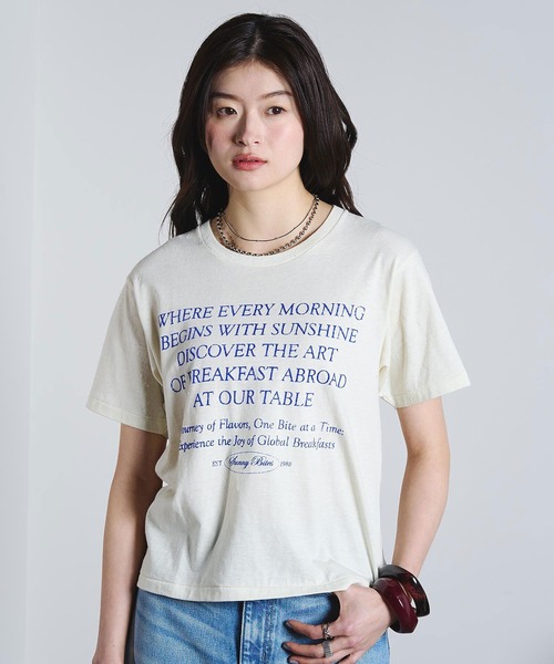 ROSE BUD（ローズバッド）の「(mag.by c)FLOCK PRINT LOGO TEE（Tシャツ/カットソー・レディース・ブラック/オフホワイト・ONE SIZE）」の3枚目の写真