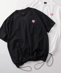 SlashDate（スラッシュデイト）の「【85】別注 ワンポイント ハートロゴ刺繍 クルーネックTシャツ ドローコード ユニセックス レディース メンズ【Sサイズ~Lサイズ】（Tシャツ/カットソー）」