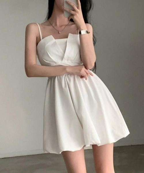 SEU（エスイーユー）の「1枚できれいめ満開。バックリボンバルーン ミニ キャミ ワンピース。 【オフィスカジュアル】【きれいめカジュアル】 レディース韓国風（ワンピース・レディース・ブラック/ホワイト・フリー）」の3枚目の写真