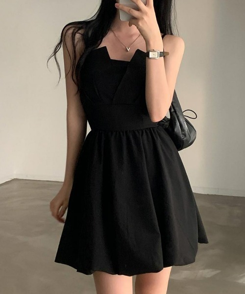 SEU（エスイーユー）の「1枚できれいめ満開。バックリボンバルーン ミニ キャミ ワンピース。 【オフィスカジュアル】【きれいめカジュアル】 レディース韓国風（ワンピース・レディース・ブラック/ホワイト・フリー）」の16枚目の写真