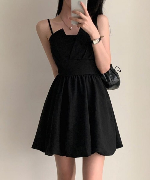 SEU（エスイーユー）の「1枚できれいめ満開。バックリボンバルーン ミニ キャミ ワンピース。 【オフィスカジュアル】【きれいめカジュアル】 レディース韓国風（ワンピース・レディース・ブラック/ホワイト・フリー）」の18枚目の写真