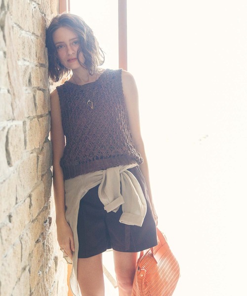 audrey and john wad（オードリーアンドジョンワッド）の「ヤーン透かし柄ノースリーブニット（ニット/セーター・レディース・ブラウン/アイボリー・FREE）」の11枚目の写真