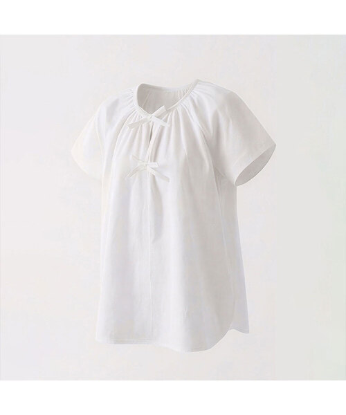 VASCARA(バスカラ)の「Bebe Ribbon Short Sleeve Blouse (3Colors)(シャツ/ブラウス・レディース・スカイブルー/ホワイト/ピンク・FREE)」の1枚目の写真