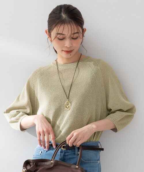 UNTITLED(アンタイトル)の「【洗える/ゆったり】クルーネックドライニット(ニット/セーター・レディース・ピンク系/ライトグレー/ブラック/オリーブ/カーキ/パープル/ピンク・00/48/44/04/02)」の3枚目の写真