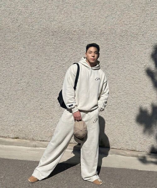 PHERMENON(フェルメノン)の「オーバーサイズPワイドスウェットパンツ - ブラック(スウェットパンツ・メンズ・ブラック・1/2)」の13枚目の写真