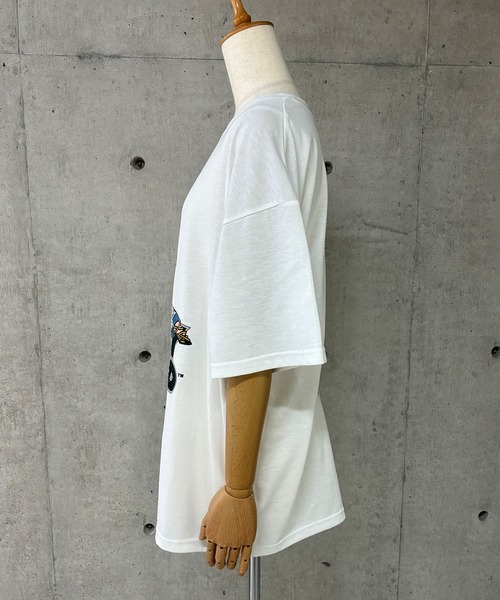 GLAMOROUS JANE(グラマラスジェーン)の「BETTY BOOPストリートプリント半袖Tシャツ(Tシャツ/カットソー・レディース・オフホワイト/チャコールグレー/ブラック・FREE)」の6枚目の写真