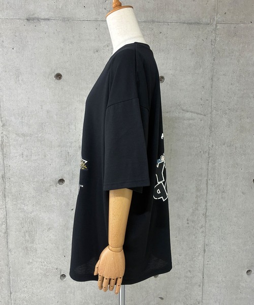 GLAMOROUS JANE(グラマラスジェーン)の「BETTY BOOPストリートプリント半袖Tシャツ(Tシャツ/カットソー・レディース・オフホワイト/チャコールグレー/ブラック・FREE)」の10枚目の写真