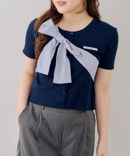 continuer de NICE CLAUP(コンティニューデナイスクラップ)の「たすき掛け風、ビッグリボンテレコプルオーバー(Tシャツ/カットソー・レディース・レッド/オフホワイト/ネイビー/ブラック・FREE)」の15枚目の写真