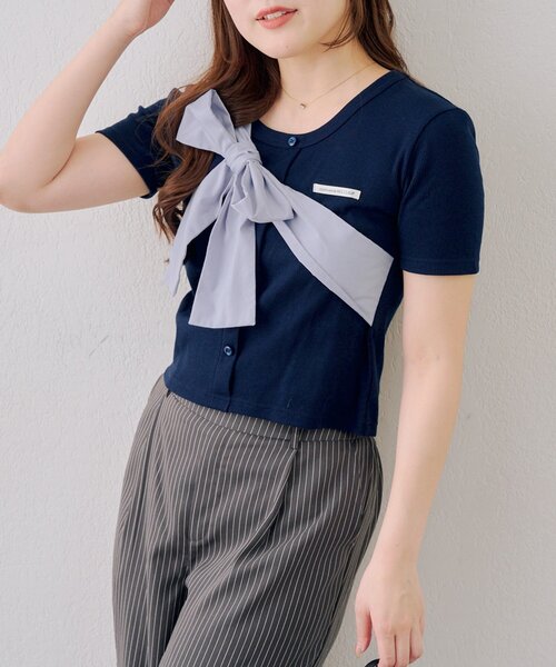 continuer de NICE CLAUP(コンティニューデナイスクラップ)の「たすき掛け風、ビッグリボンテレコプルオーバー(Tシャツ/カットソー・レディース・レッド/オフホワイト/ネイビー/ブラック・FREE)」の16枚目の写真