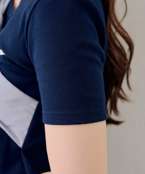 continuer de NICE CLAUP(コンティニューデナイスクラップ)の「たすき掛け風、ビッグリボンテレコプルオーバー(Tシャツ/カットソー・レディース・レッド/オフホワイト/ネイビー/ブラック・FREE)」の13枚目の写真
