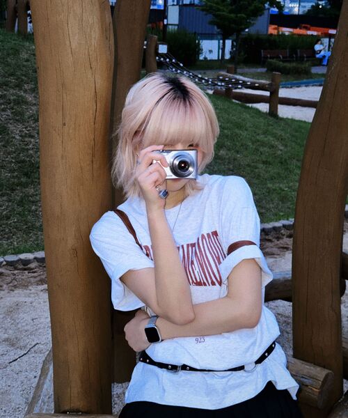 mydeepbluememories(マイディープブルーメモリーズ)の「MM Vintage Crack T-shirt (light melange)(Tシャツ/カットソー・レディース・ライトグレー・1/2)」の15枚目の写真