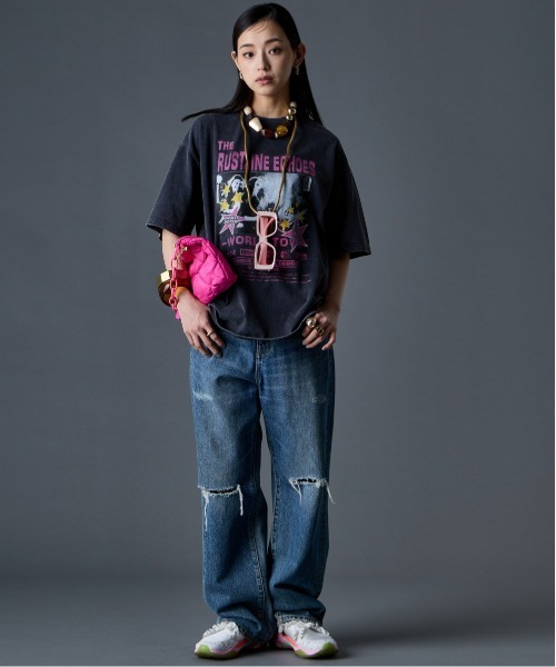 GEVS.（ジェイヴィス）の「綿100％ヴィンテージプリントTシャツ＜大きいサイズ有＞GEVS.（Tシャツ/カットソー・レディース・グレー/スミクロ/チャコール・4L/3L/LL/L/5L/M）」の6枚目の写真