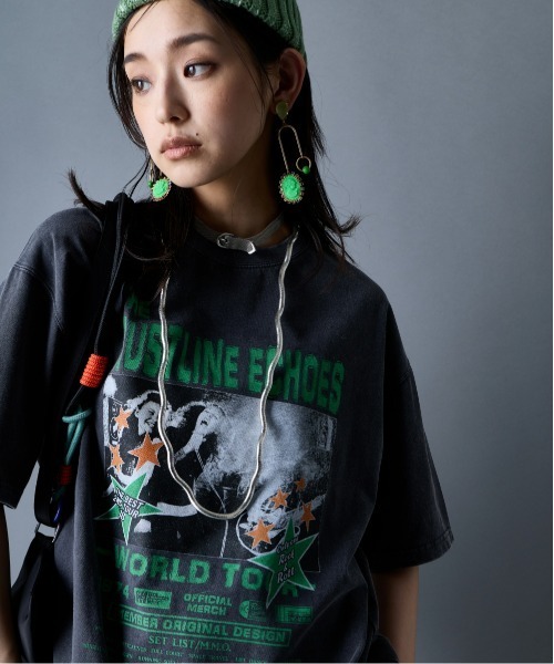 GEVS.（ジェイヴィス）の「綿100％ヴィンテージプリントTシャツ＜大きいサイズ有＞GEVS.（Tシャツ/カットソー・レディース・グレー/スミクロ/チャコール・4L/3L/LL/L/5L/M）」の16枚目の写真