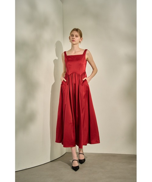 ERADIE(エラディエ)の「Double-Shoulder Ribbon Dress ダブルショルダーリボンドレス(ワンピース・レディース・シャンパン/レッド/ブラック・FREE)」の13枚目の写真