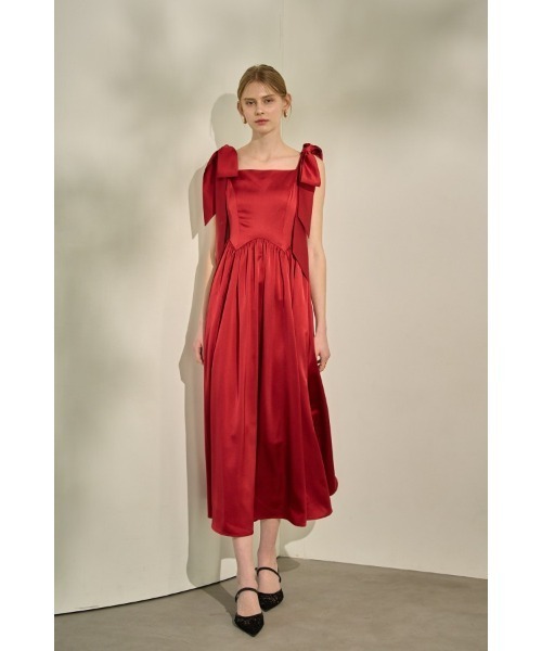 ERADIE(エラディエ)の「Double-Shoulder Ribbon Dress ダブルショルダーリボンドレス(ワンピース・レディース・シャンパン/レッド/ブラック・FREE)」の22枚目の写真