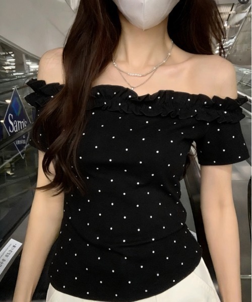 NoBelle（ノベル）の「ドット柄　フリルレースオフショルダーTシャツ（Tシャツ/カットソー・レディース・グレー/ホワイト/ブラック・L/M/S）」の9枚目の写真