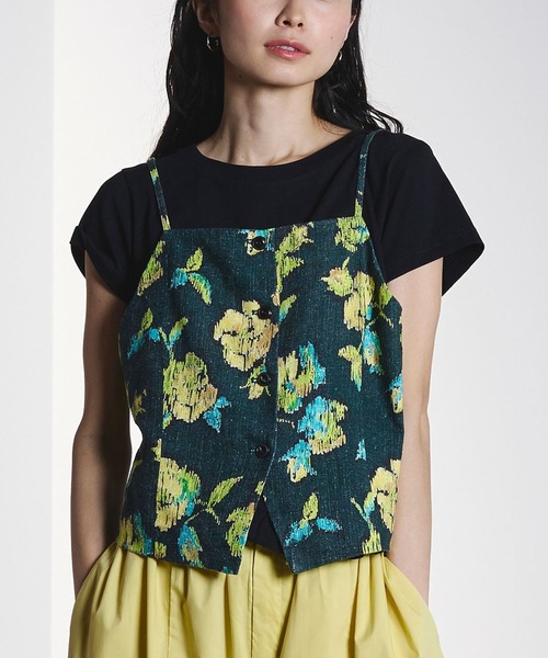 ROSE BUD(ローズバッド)の「ROSE PRINT VEST(ベスト・レディース・オフホワイト/ダークオリーブ・ONE SIZE)」の2枚目の写真
