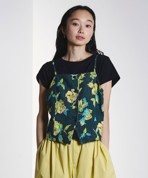 ROSE BUD(ローズバッド)の「ROSE PRINT VEST(ベスト・レディース・オフホワイト/ダークオリーブ・ONE SIZE)」の15枚目の写真