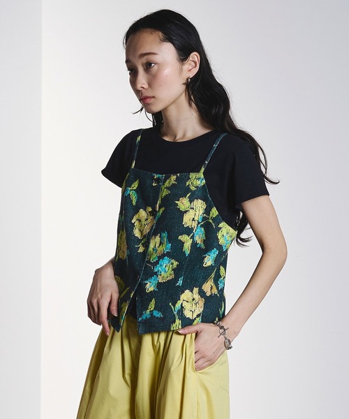 ROSE BUD(ローズバッド)の「ROSE PRINT VEST(ベスト・レディース・オフホワイト/ダークオリーブ・ONE SIZE)」の16枚目の写真