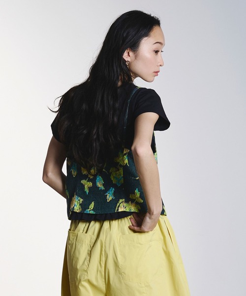 ROSE BUD(ローズバッド)の「ROSE PRINT VEST(ベスト・レディース・オフホワイト/ダークオリーブ・ONE SIZE)」の17枚目の写真