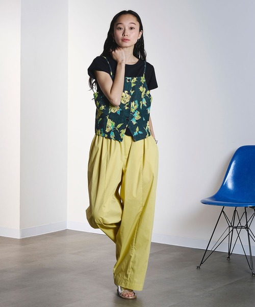 ROSE BUD(ローズバッド)の「ROSE PRINT VEST(ベスト・レディース・オフホワイト/ダークオリーブ・ONE SIZE)」の18枚目の写真