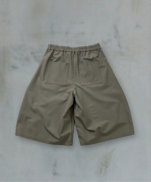 Confirm(コンファーム)の「Curved Half Pants / カーブハーフパンツ メンズ レディース ユニセックス(その他パンツ・メンズ・ブラック/ベージュ/チャコールグレー・M/S/L)」の5枚目の写真