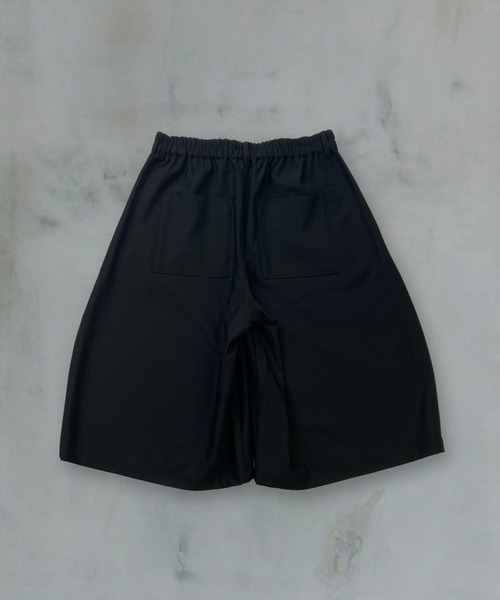 Confirm(コンファーム)の「Curved Half Pants / カーブハーフパンツ メンズ レディース ユニセックス(その他パンツ・メンズ・ブラック/ベージュ/チャコールグレー・M/S/L)」の9枚目の写真
