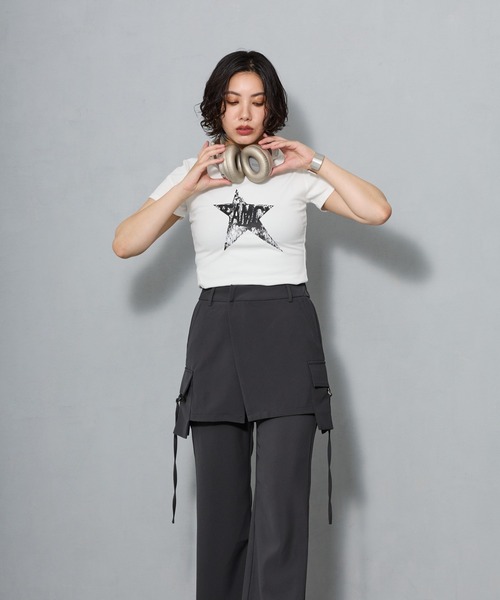 aremoi(アレモイ)の「スターグラフィック コンパクトTシャツ(Tシャツ/カットソー・レディース・ホワイト・SMALL/MEDIUM/LARGE)」の17枚目の写真